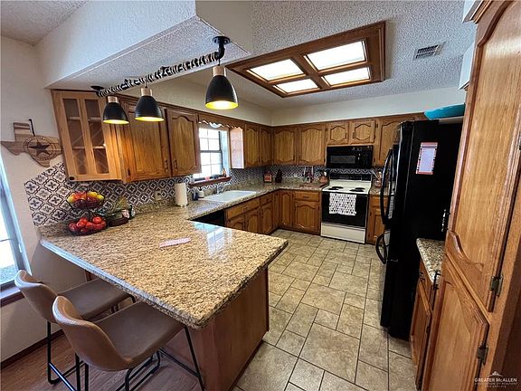 2nd image of 234 Diana Dr