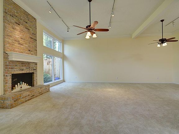 4th image of 2138 Ashford Hollow Ln