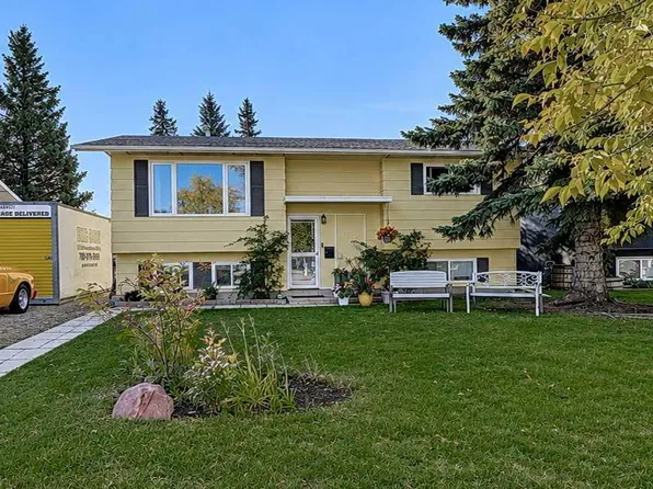 9715 NW Prairie Rd, Grande Prairie, AB T8V 3Z1