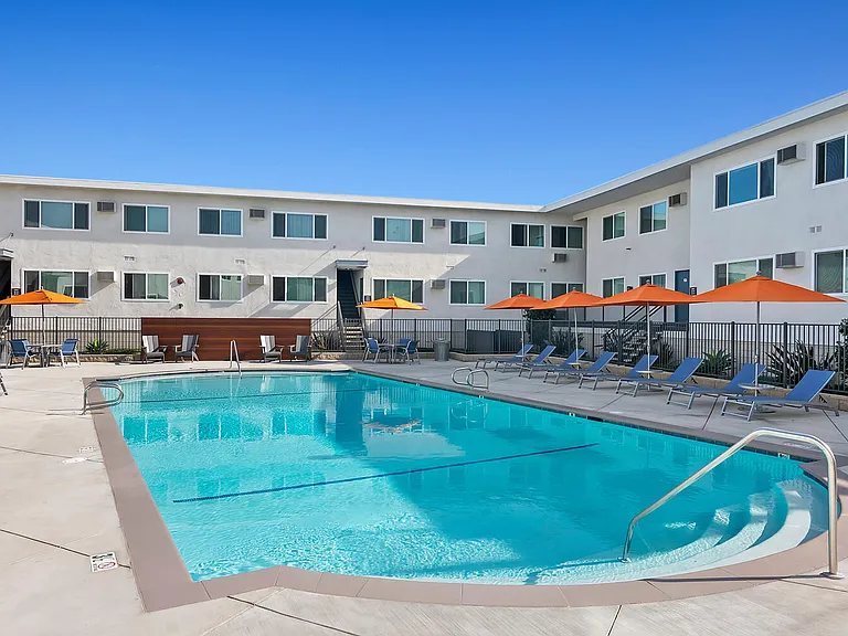 Mission Pointe Apartment Homes — Photo 11
