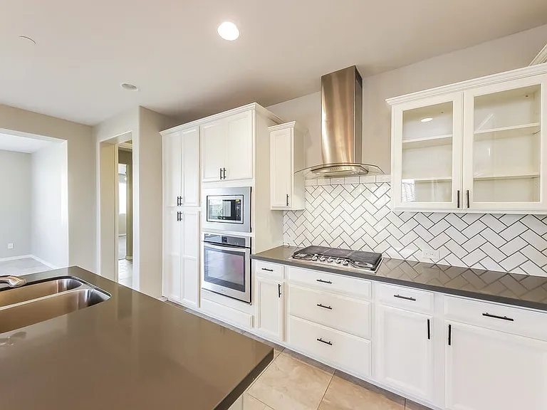 10642 W Anna Ave — Photo 9
