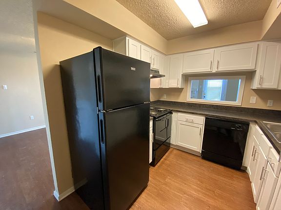 3rd image of 9696 Walnut St APT 604