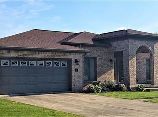 106 Hilltop Ln, Greencastle, IN 46135