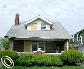 2nd image of 12621 Pinehurst St
