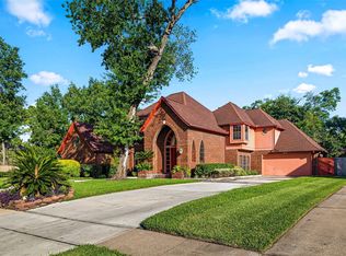 13903 Wilde Forest Ct, Sugar Land, TX 77498