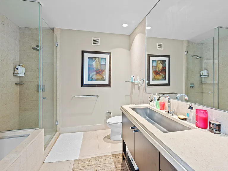 1600 Broadway #2D — Photo 7