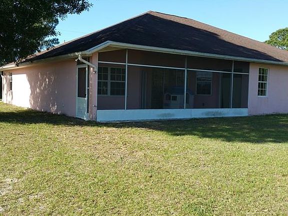 3rd image of 3528 Woodbridge Ave