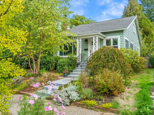 5844 NE 32nd Pl, Portland, OR 97211