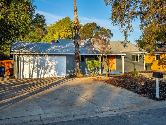 2nd image of 4809 Perina Way