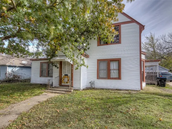 1815 Walnut St, Greenville, TX 75401