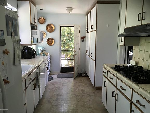 3rd image of 2746 Alabama St