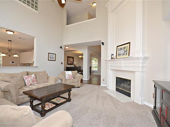 4th image of 2921 Ramblewood Way