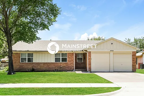2928 Mark Twain Dr Photo 1