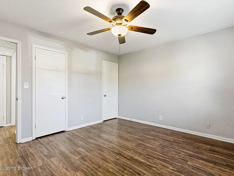 319 Idlewylde Dr #4 — Photo 9