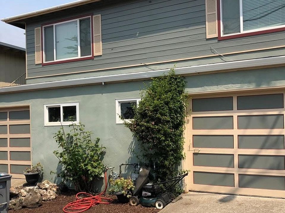 Unit is on the left