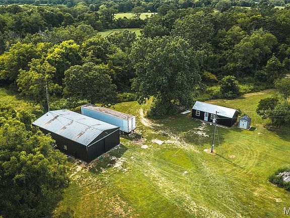 3rd image of 660 County Road 5160