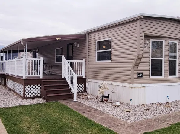 1763 NE Catawba Rd #236, Pt Clinton, OH 43452