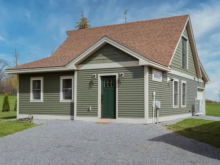 81 Eastry Ct — Photo 7