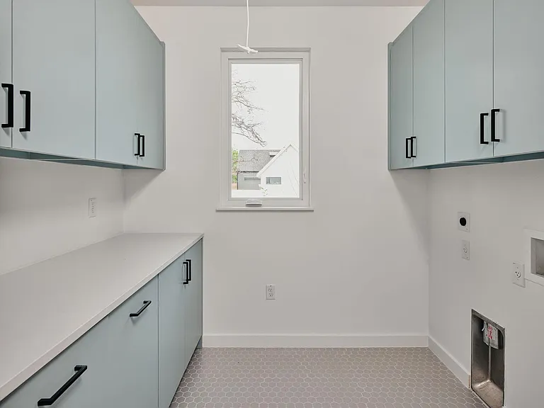 3019 Garwood St #1 — Photo 21