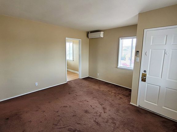 4th image of 313 1/2 S Gerhart Ave #313.5