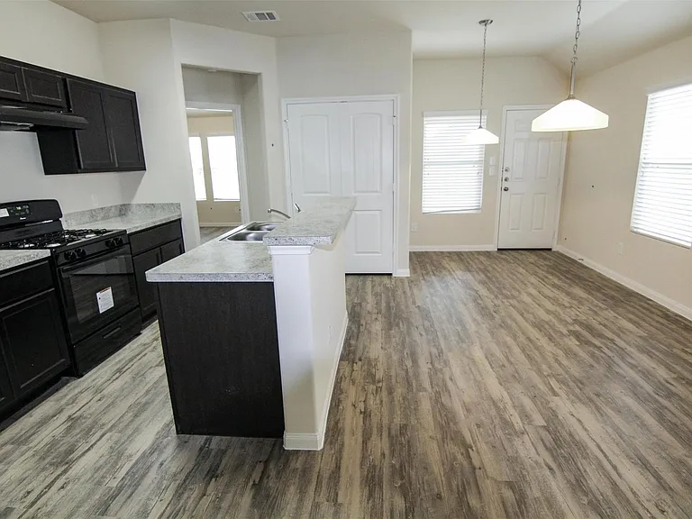 21659 S Werrington Way — Photo 4