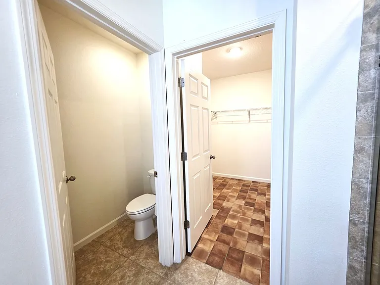 1440 Lexington Sq SW — Photo 26