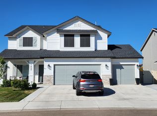 1400 W Brink Ct, Meridian, ID 83642