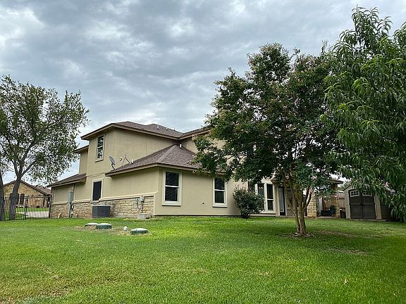 3rd image of 2088 Pirtle Dr