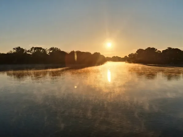 1920 Emerald Dr, Irving, TX 75060