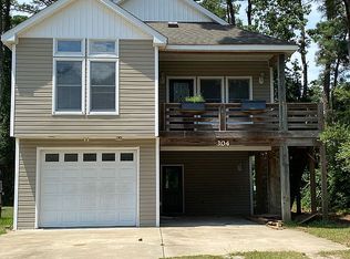 304 W Albemarle Dr, Nags Head, NC 27959