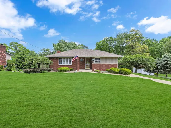 117 Birnesser Dr, Beaver Falls, PA 15010
