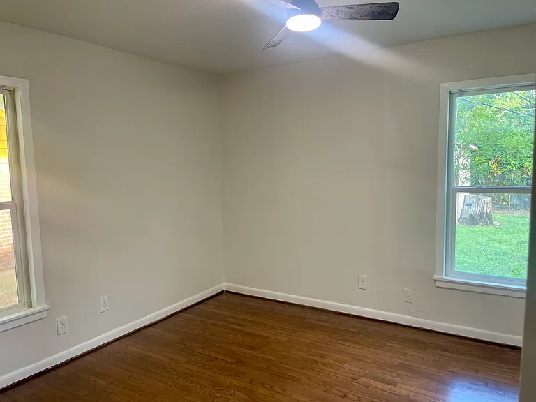 10513 Aledo Dr — Photo 15