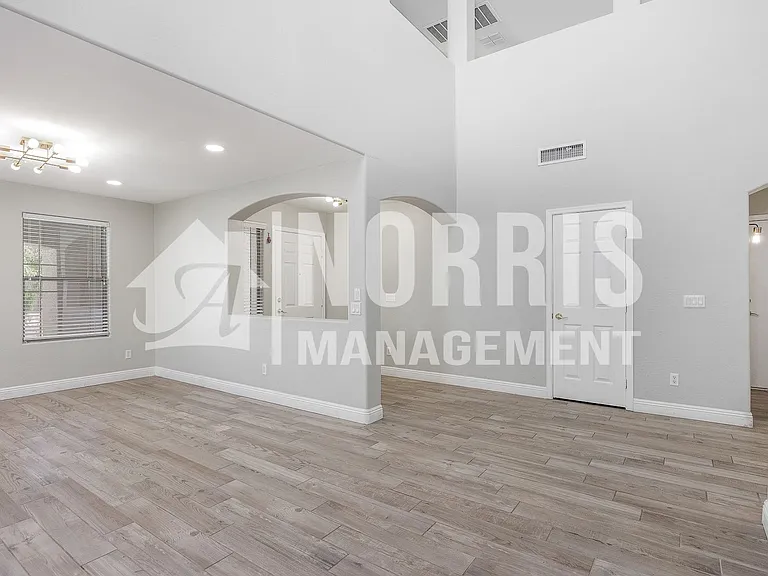 1553 E Alba Dr — Photo 10