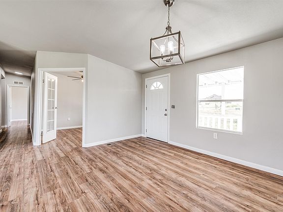 4th image of 3501 Meadow Vista Cir