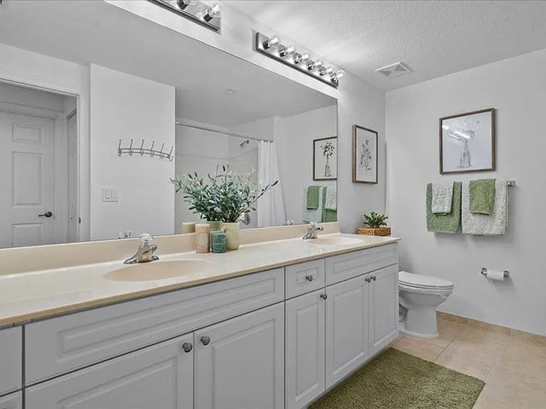 3020 Alcazar Pl #308 — Photo 13