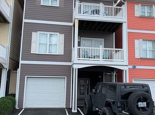 301 S Topsail Dr #C, Surf City, NC 28445