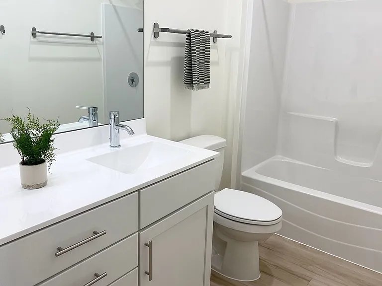 The Sandpiper Residences — Photo 19