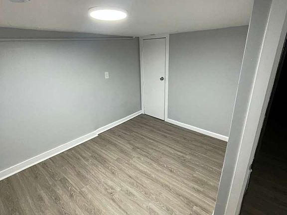 4th image of 242 Schley St #1B