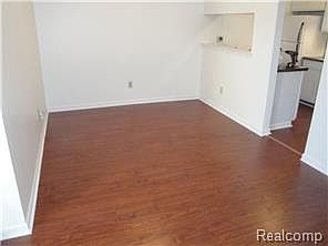 3rd image of 27048 Winchester St #27