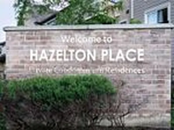2935 Hazelton Pl Unit 7, Mississauga, ON L5M 0S3