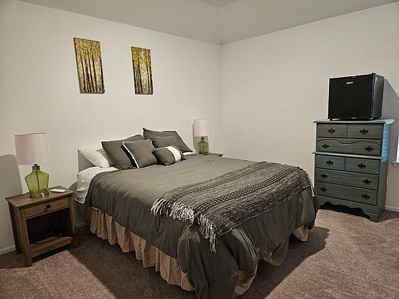 3rd image of 3042 Newcastle Crest Ln