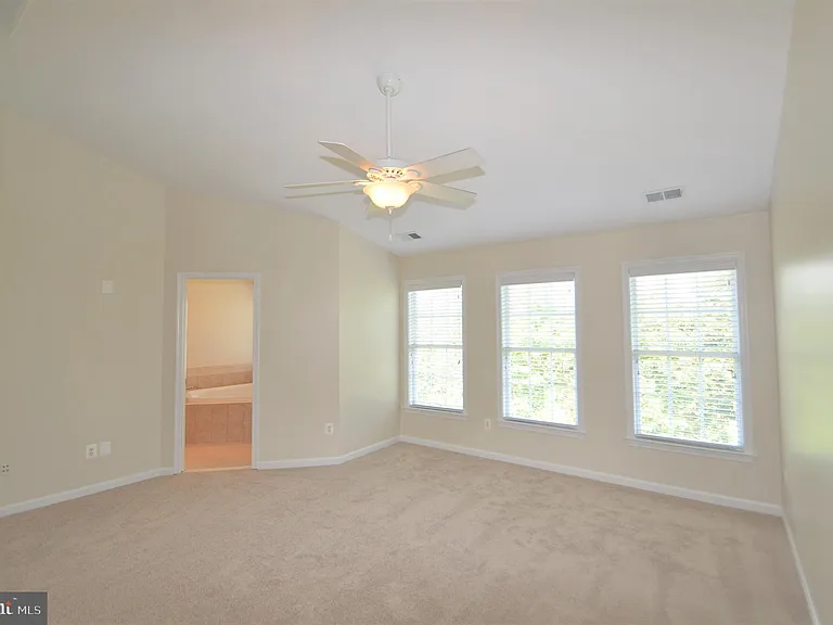 25140 Boomerang Ter — Photo 29