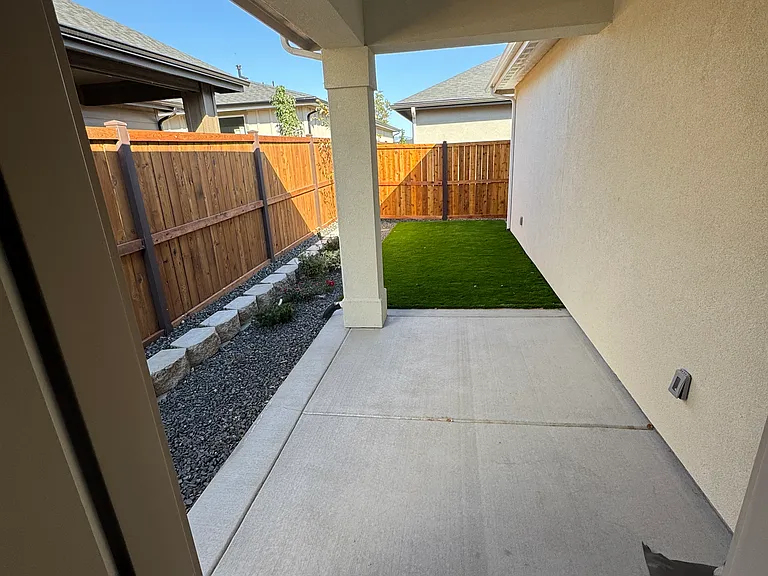 422 S Big Star Ln — Photo 30