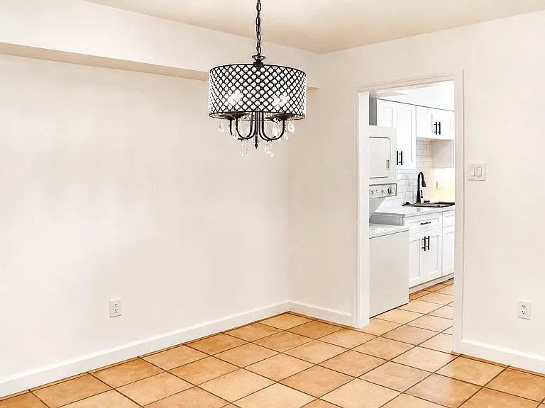 2744 Briarhurst Dr #31 — Photo 12