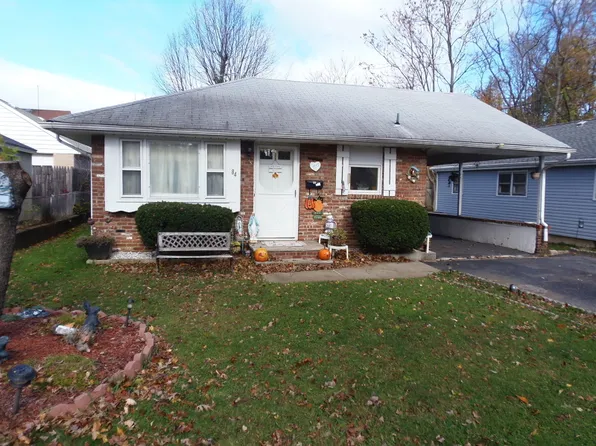 84 Sickle St, Dover, NJ 07801