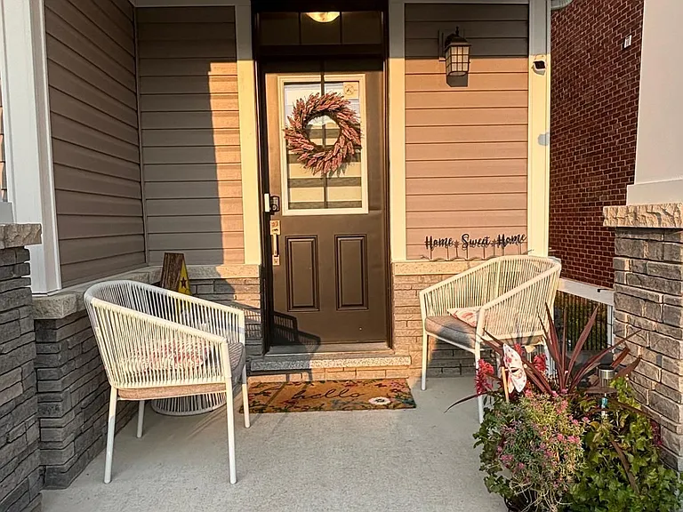 40 Sugar May Ave — Photo 2