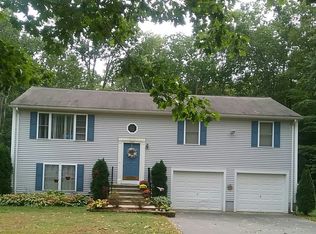 10 Laurel Hill Rd, Westhampton, MA 01027