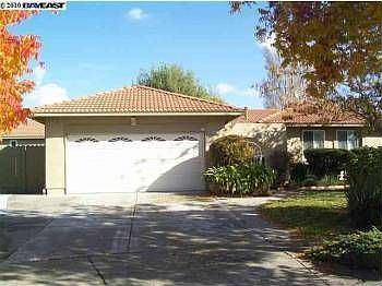 1st image of 4002 Isola Dr