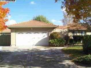 4002 Isola Dr, Fremont, CA 94555