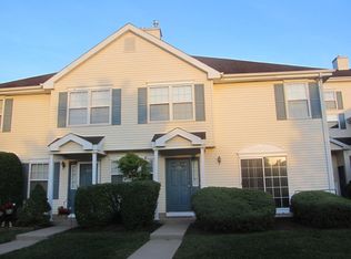725 Snowdrop Ct, Morganville, NJ 07751